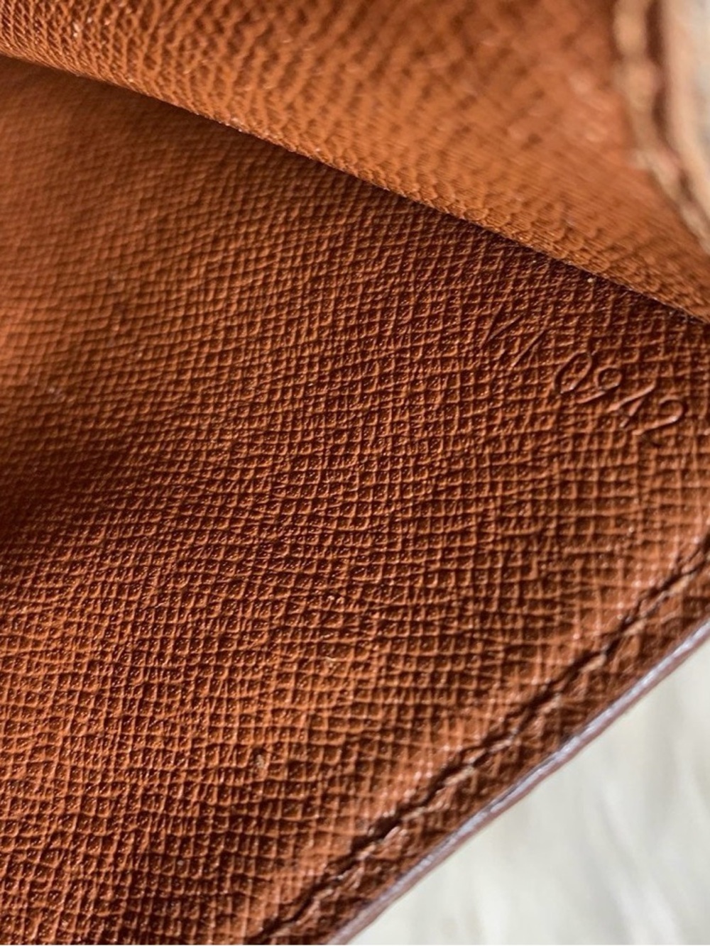 Louis Vuitton Two Way Raspail Crossbody - Picture 4 of 5